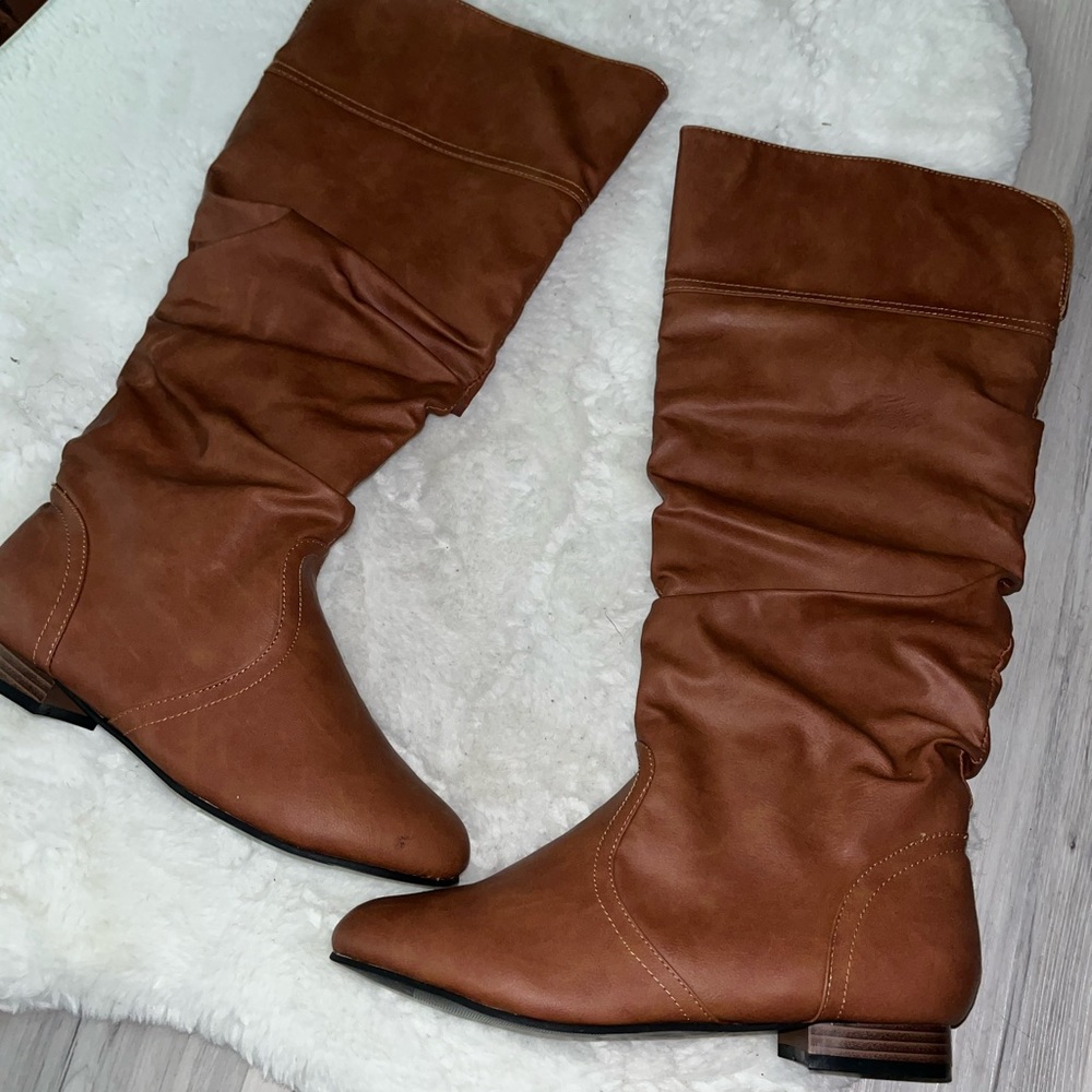 Brown boots